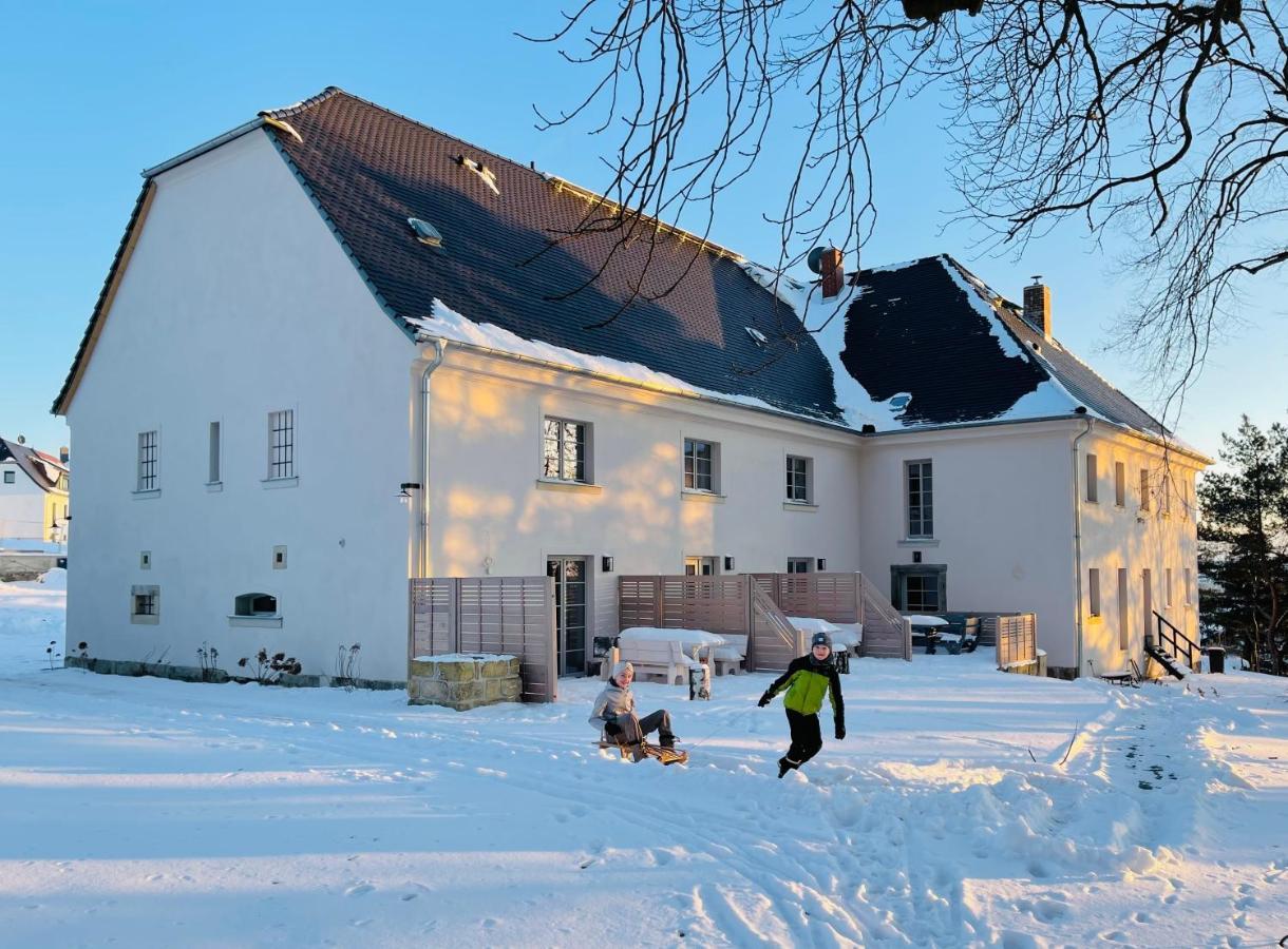 Farmhouse Eckartsberg Im Zittauer Gebirge - Gemuetliche Und Moderne Ferienwohnungen Mit Terrasse 外观 照片