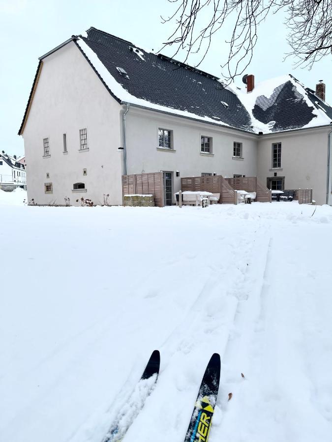 Farmhouse Eckartsberg Im Zittauer Gebirge - Gemuetliche Und Moderne Ferienwohnungen Mit Terrasse 外观 照片