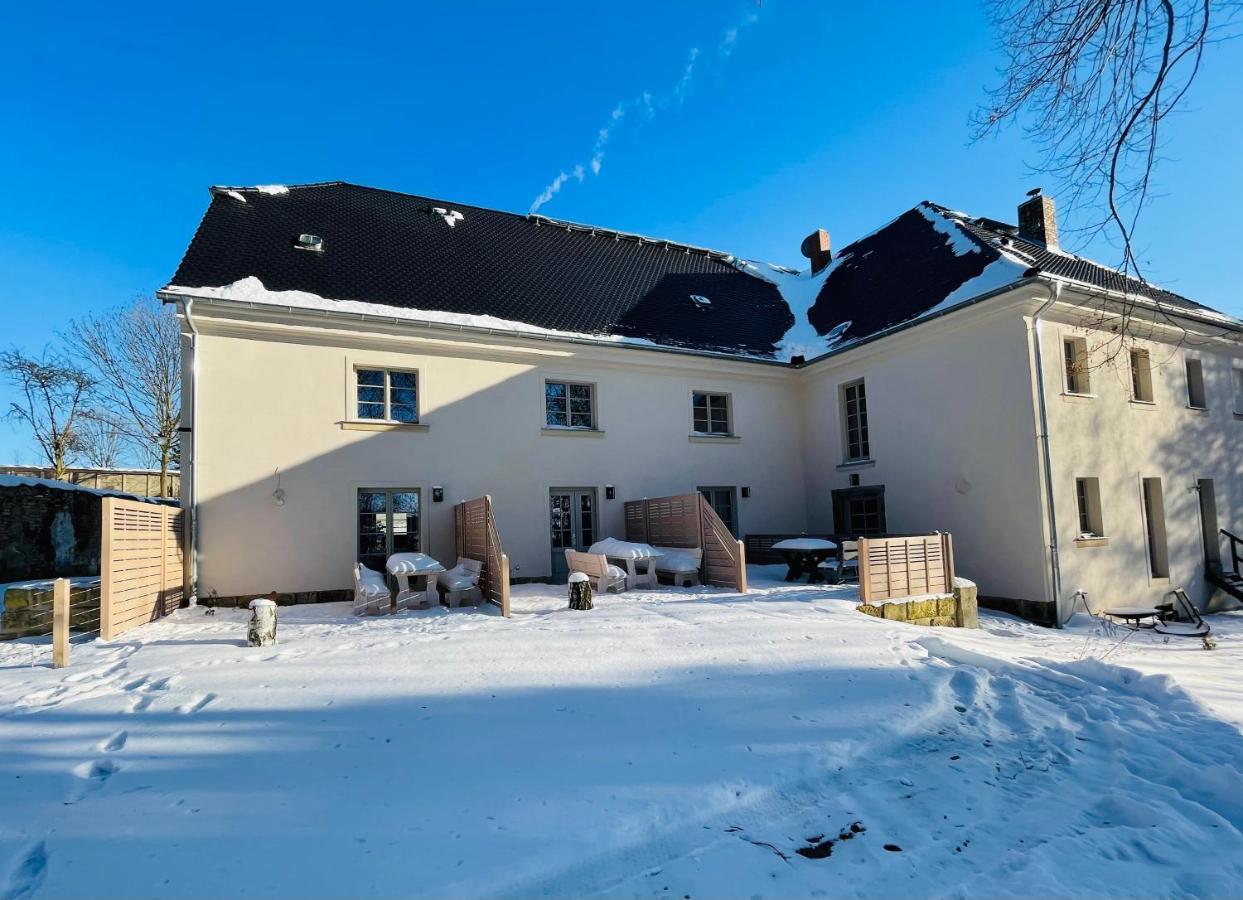 Farmhouse Eckartsberg Im Zittauer Gebirge - Gemuetliche Und Moderne Ferienwohnungen Mit Terrasse 外观 照片