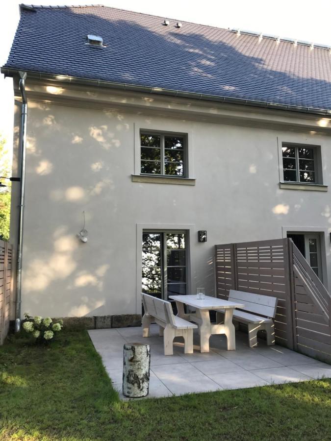Farmhouse Eckartsberg Im Zittauer Gebirge - Gemuetliche Und Moderne Ferienwohnungen Mit Terrasse 外观 照片